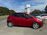 KIA VENGA