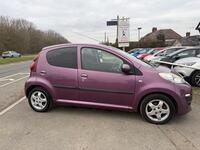 PEUGEOT 107