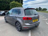 VOLKSWAGEN GOLF SV