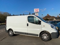 VAUXHALL VIVARO