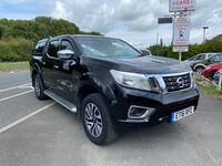 NISSAN NP300